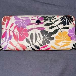 Kate spade wallet Hawaii exclusive